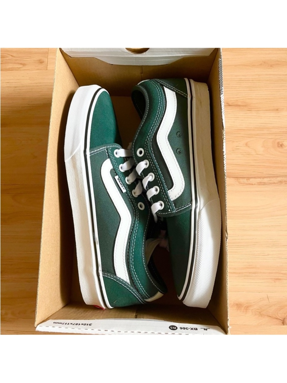 Vans Chukka Low Sidestripe Shoes Green Gables Women 10.0 US Mens 8.5 US - Picture 11 of 13